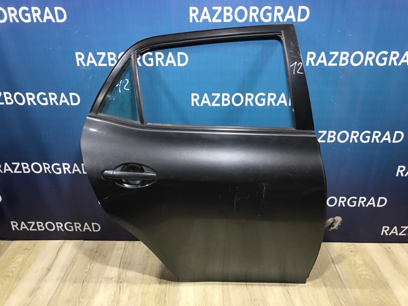 Дверь задняя правая Toyota Auris 1ZR контрактная