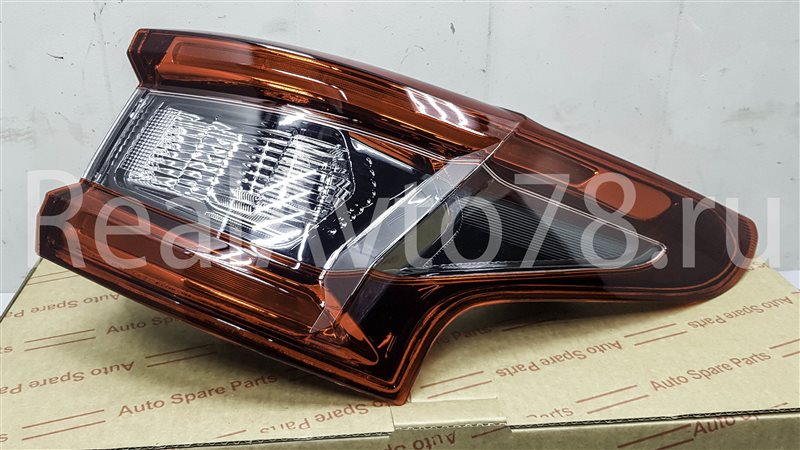 Фонарь правый Nissan Qashgai J11 26550HV00A новая