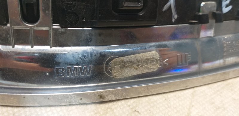 Решетка радиатора передняя BMW 3-серия E90