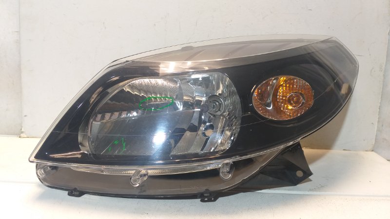 Фара передняя левая RENAULT SANDERO 1 2009-2014 BS 260602914R Б/У