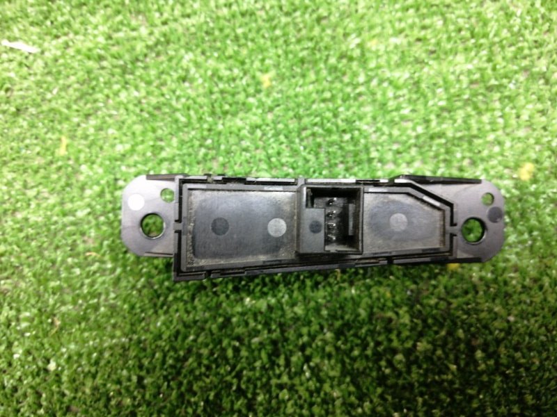 Кнопка включения центрального замка AVEO T300 2012 T300 1.6 F16D4