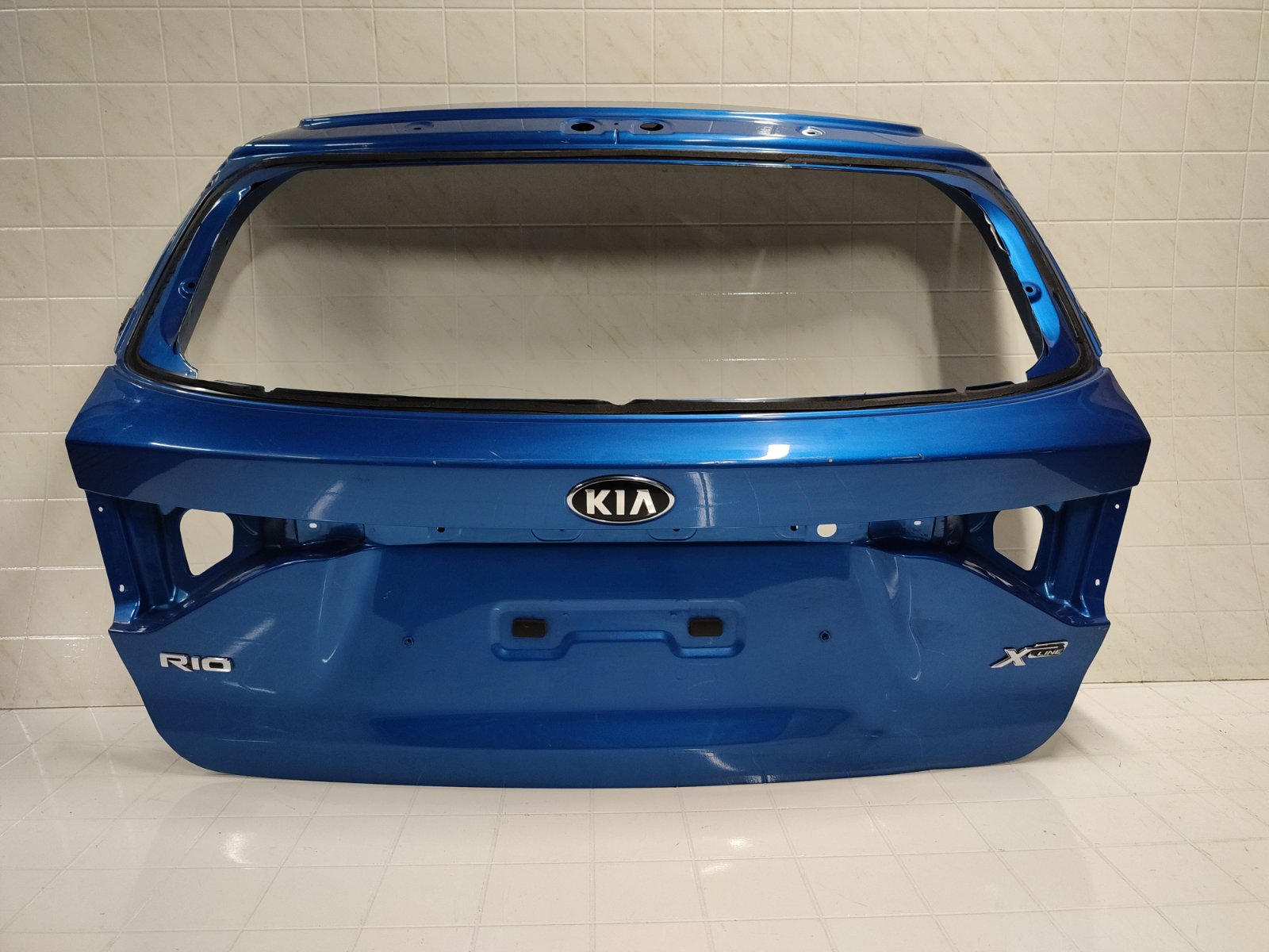 Крышка багажника задняя KIA RIO 4 2017-2021 X-Line 73700H0200 купить Б/У  id23653