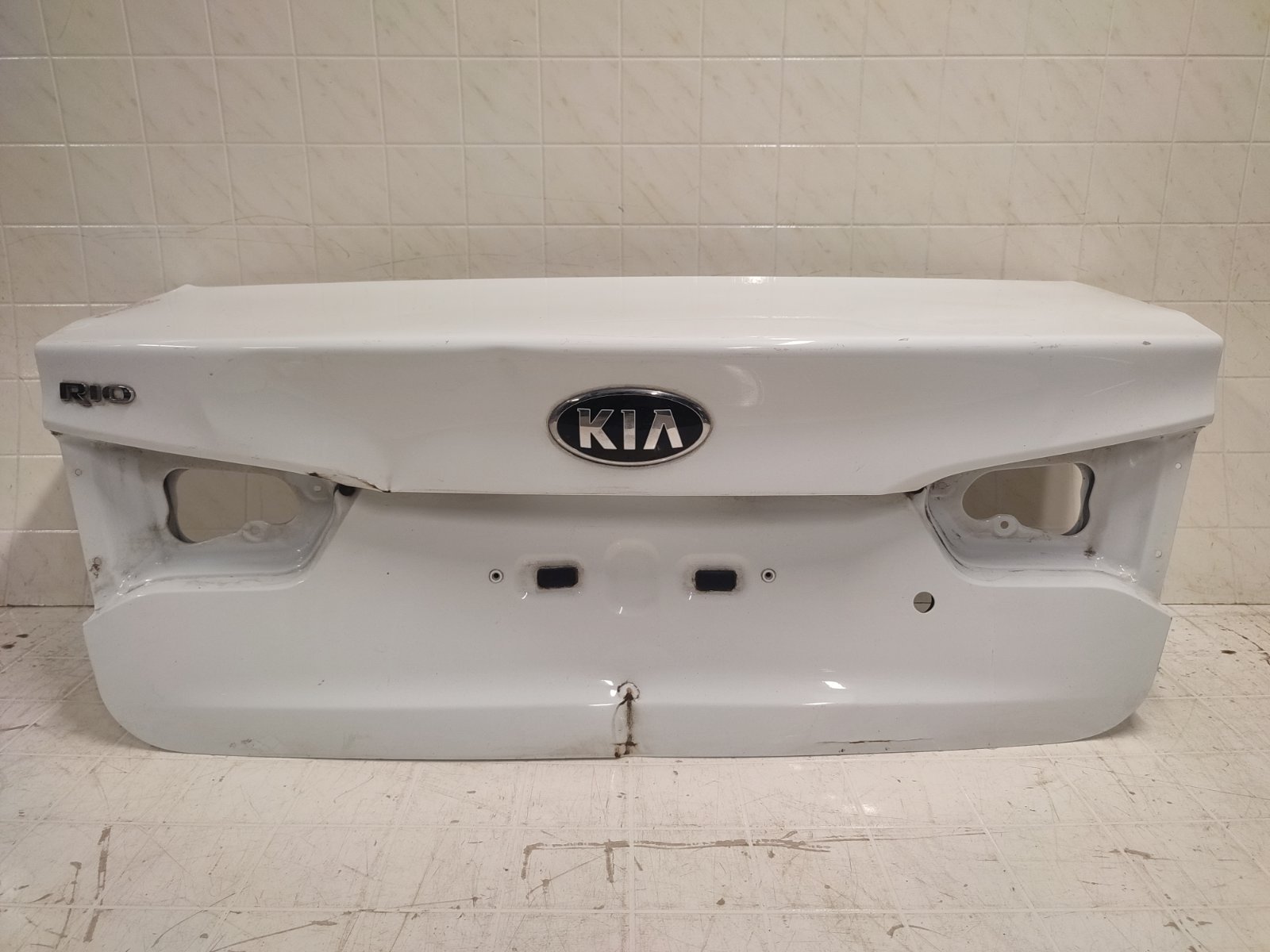 Крышка багажника задняя KIA RIO 3 2011-2017 Седан 692004Y010 купить Б/У  id28799