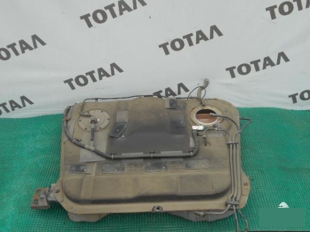 Бензобак NISSAN BASSARA TNU30 QR25DE 17202AD304 контрактная