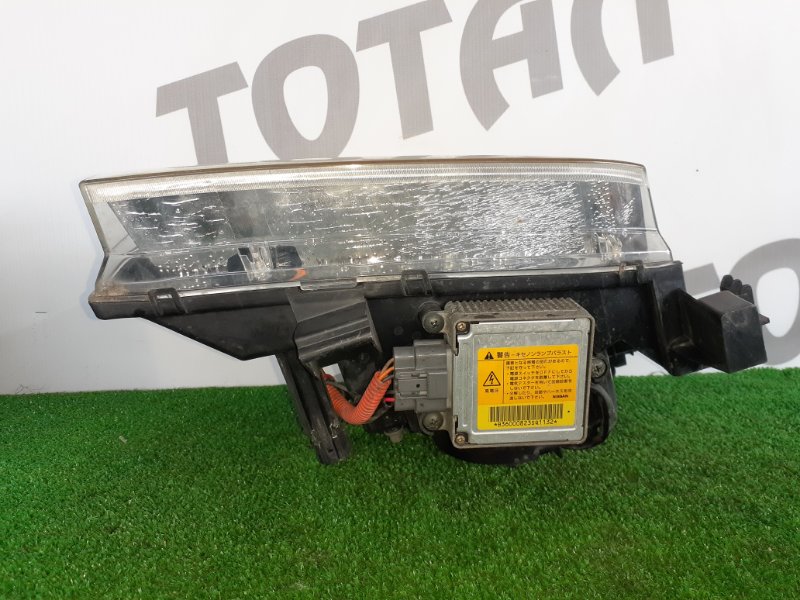 Фара левая X-TRAIL 2002 PNT30 SR20VET