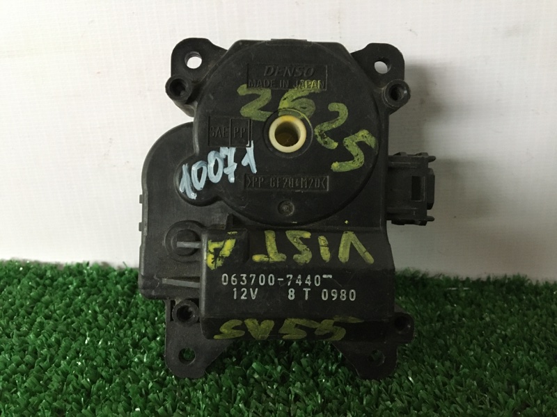 Сервопривод заслонок печки TOYOTA VISTA ARDEO SV50 3SFE 0637007440 контрактная