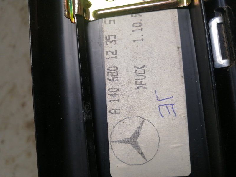 Накладка порога внутренняя передняя правая Mercedes-Benz S-Class w140 M120 Накладка порога внутренняя передняя правая Mercedes-Benz S-Class w140 M120