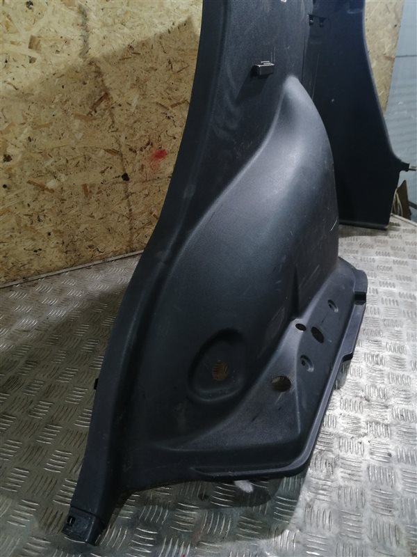 Обшивка багажника задняя правая X60 2017 LFB479Q