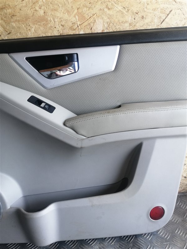 Обшивка двери передняя правая Lifan X60 LFB479Q