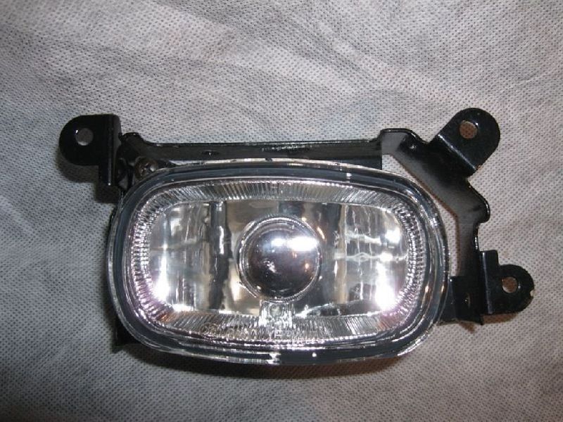 Фара противотуманная передняя левая MITSUBISHI OUTLANDER 1 2003 2004 2005 2006 2007 2008 CU2W 4G63 MBFL071LA новая