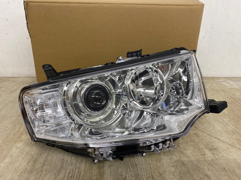 ФАРА передняя правая MITSUBISHI PAJERO SPORT 2 2008 2009 2010 2011 2012 2013 2014 2015 KH4W 4D56 MB22001R новая