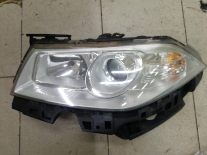 Фара передняя левая Renault Megane 2 2005 Хэтчбэк K9K724 8200412743 Б/У