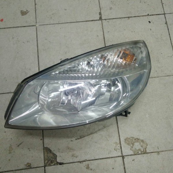 Фара передняя левая Renault Scenic 2 2004 JM F9QC750C012315 7701064137 Б/У