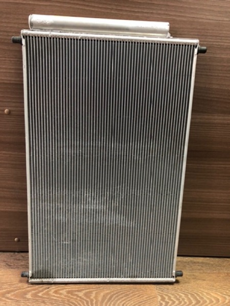 Радиатор кондиционера PREMIO ZRT260 2ZRFE