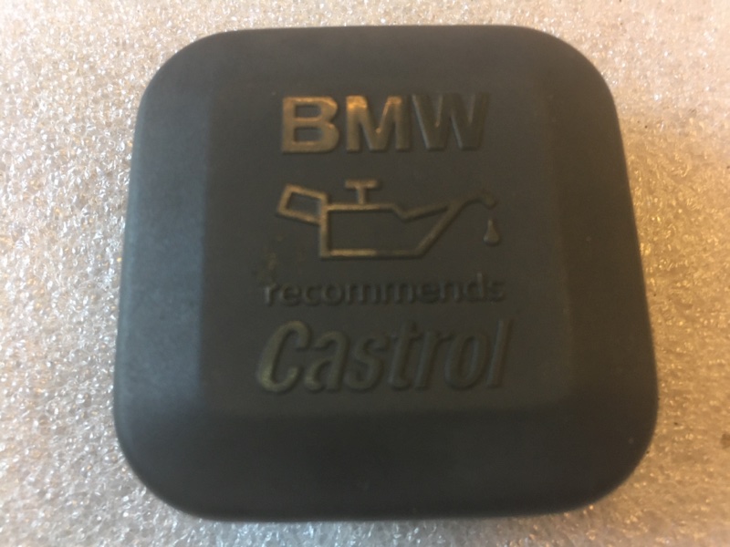 Крышка маслозаливная BMW 5-series E39 M54B25 11127509328 контрактная