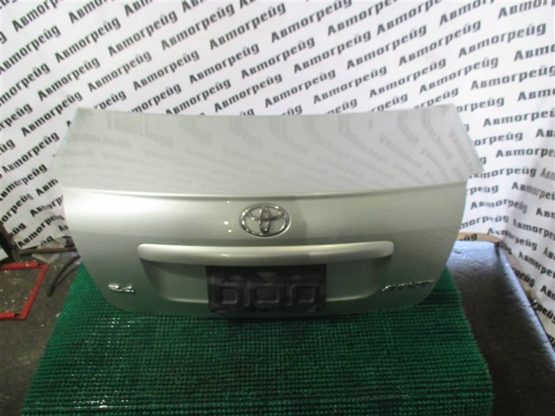 Крышка багажника Toyota Avensis AZT251 64401-05070 контрактная