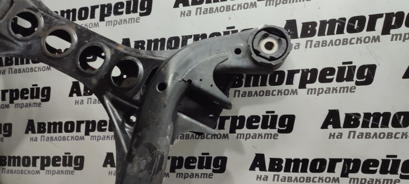 Балка передняя Q7 13.07.2009 4LB BAR