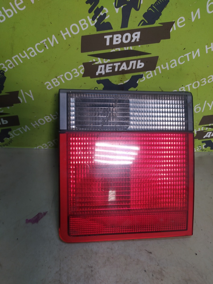 Фонарь внутренний правый LAND ROVER Range Rover 2001г.в. P38 XFE100220 Б/У