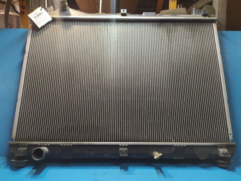 Радиатор охлаждения двигателя Grand Vitara 3 2006-2015