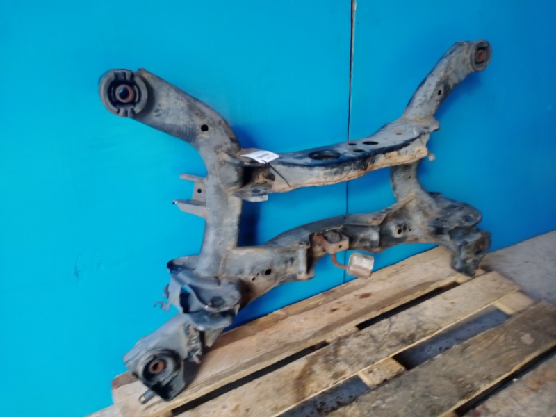 Задний подрамник nissan teana j31. Подрамник теана j31. Задний подрамник nissan teana j31. Подрамник j31. Подрамник ниссан теана j31.