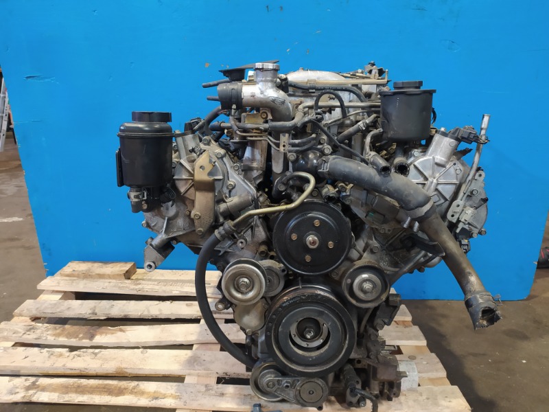 Двигатель Nissan VK50VE