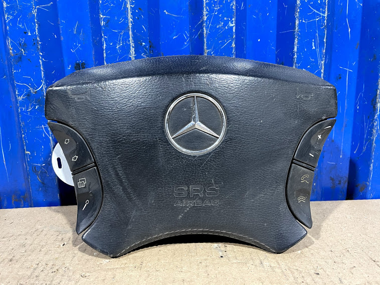 Подушка безопасности в руль Mercedes-Benz S-Class 1999 W220 5.0 M113 2204602498 Б/У