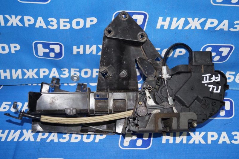 Замок двери передний левый Focus 2 2006 Седан 1.6L (HXDB)