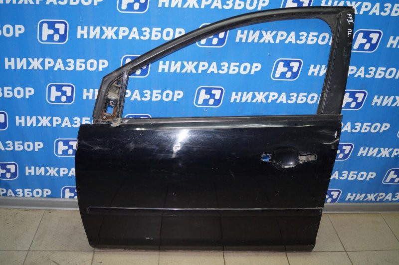 Дверь передняя левая Ford Focus 2 2006 Седан 1.6L (HXDB) Б/У