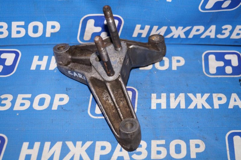 Кронштейн КПП левый Mitsubishi Carisma 2001 DA 1.6 4G92 MR222150 Б/У