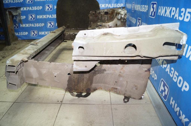 Панель передняя передний Ford Focus 1 Седан 2.0L Split Port