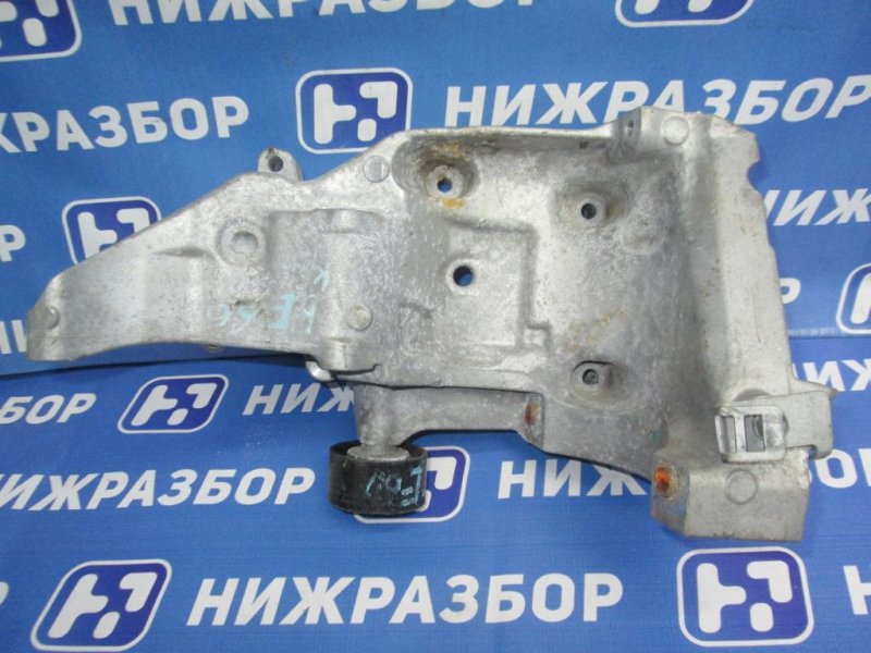 Кронштейн кондиционера BMW X5 2007-2013 E70 11167802639 Б/У