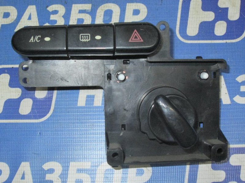 Блок кнопок Geely MK 2008-2015 1.5 (MR479QA) 1017000917 Б/У