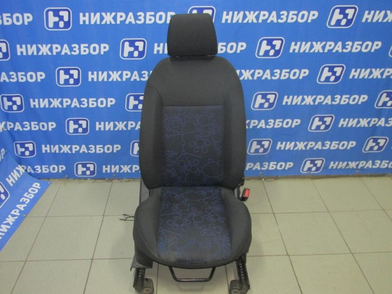 Сиденье переднее правое Ford Fiesta 2008 1.4 (FXJA) Б/У