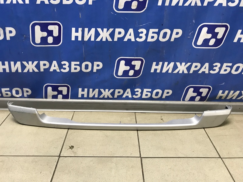 Накладка бампера передняя Mitsubishi Pajero Sport 2 6407A110 Б/У