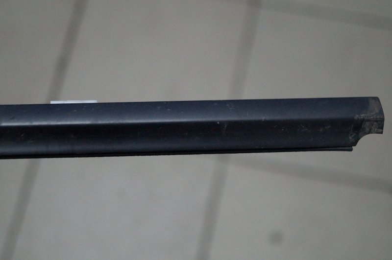Бархотка наружная передняя левая Elantra 2011-2016 MD