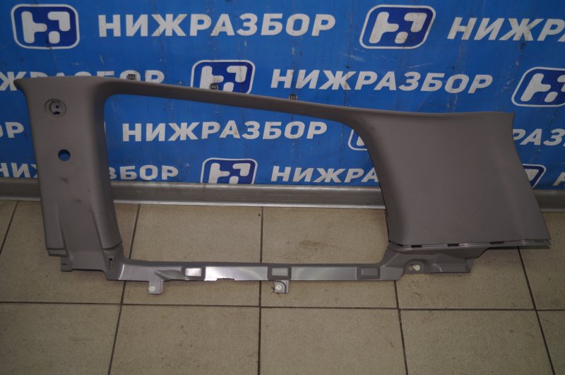 Обшивка багажника задняя правая Mitsubishi Pajero Sport 2 2012 KH 2.5 TDi; 4D56U 7230A174ZZ Б/У