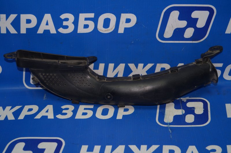 Воздухозаборник (наружный) Ford Focus 3 1.6