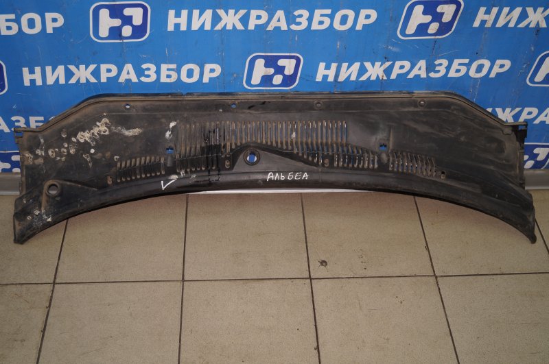 Жабо Fiat Albea 2002-2012 468470740 Б/У