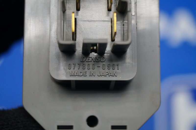Резистор отопителя Discovery 3 2008 L319 2.7 TDi (276DT)