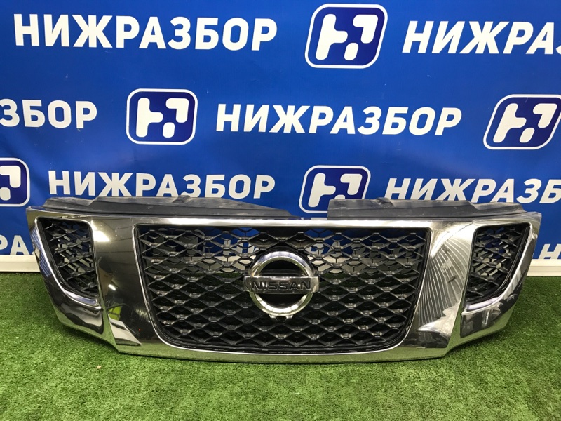 Решетка радиатора передняя Nissan Patrol 623101LB0 Б/У