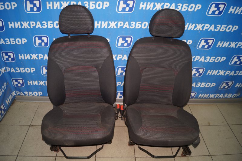 Сиденья к-кт передняя Fiat Albea 2008 1.4 (350A1000) 4594700 Б/У