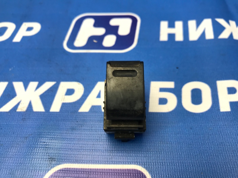 Кнопка стеклоподъемника передняя правая F3R 2008 1.5 DA4G15