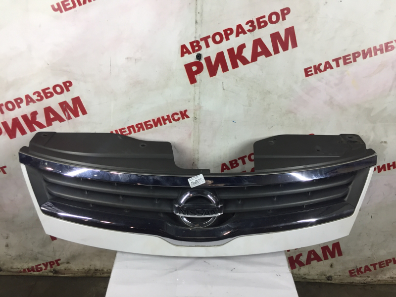 Решетка радиатора NISSAN SERENA 2006 C25 MR20DE 62310CY100 контрактная