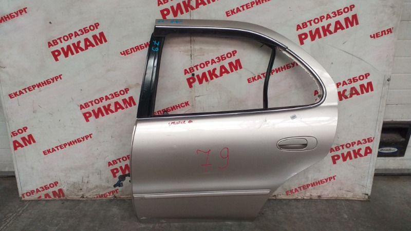 Дверь задняя левая TOYOTA SPRINTER AE100 6700412661 контрактная