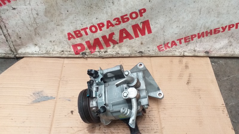 Компрессор кондиционера SUBARU IMPREZA 2009 GE7 EJ204 73111FG001 контрактная