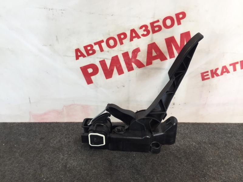 Педаль газа MERCEDES-BENZ B-Class W245 M266.940