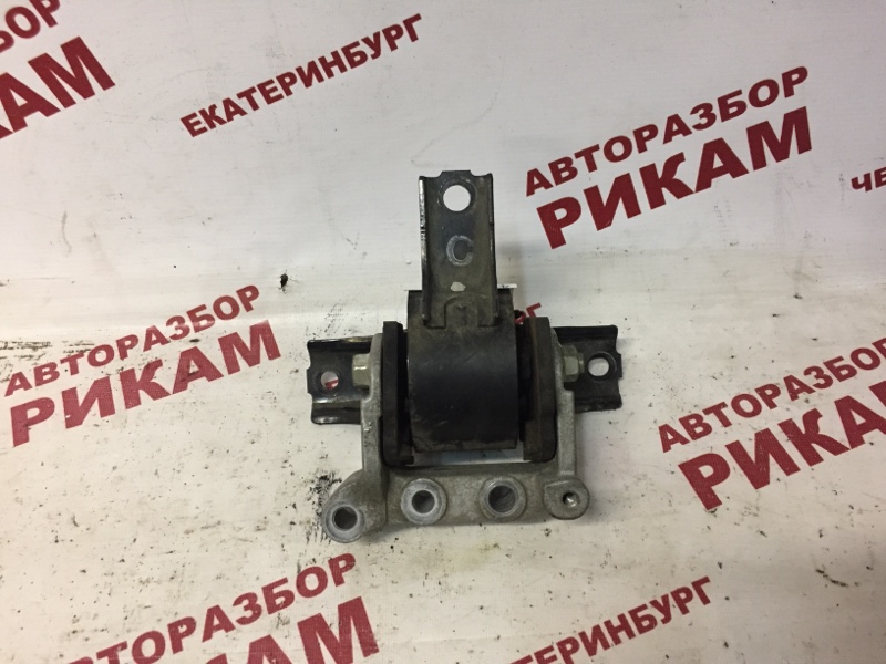 Подушка ДВС правая MITSUBISHI ASX 2011 GA2W 4B11 MN101441 контрактная