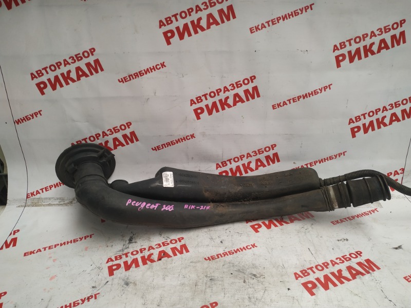 Горловина бака PEUGEOT 206 2004 2A/C TU5JP4 1503T3 контрактная