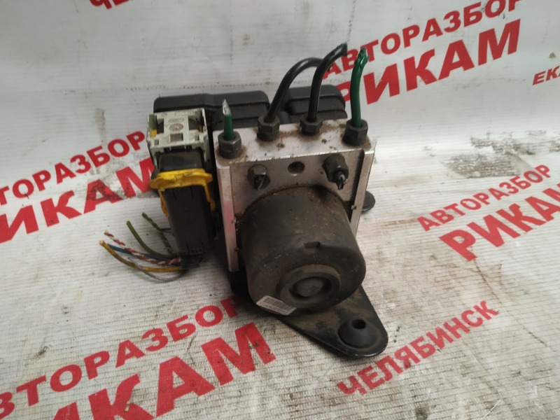 Блок ABS PEUGEOT 206 2004 2A/C TU5JP4 4541V5 контрактная