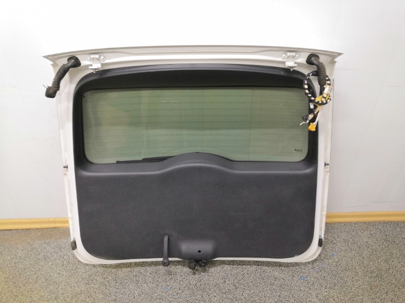 Дверь багажника задняя YETI 2012 5L CBZB